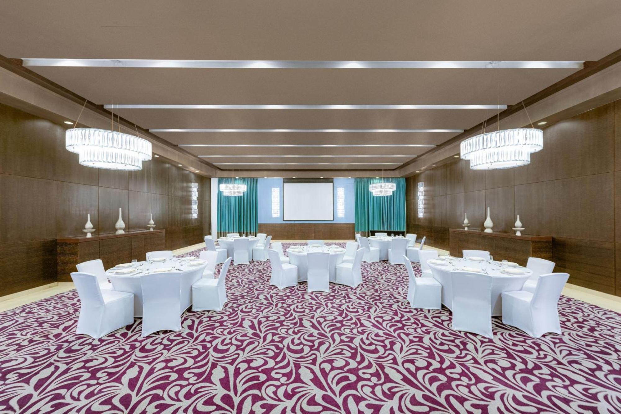Hotel Four Points By Sheraton 5*